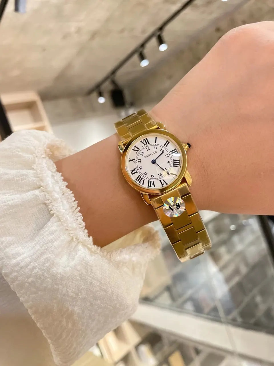 Cartier Gold Diamond Ladies Watch - Hình 3