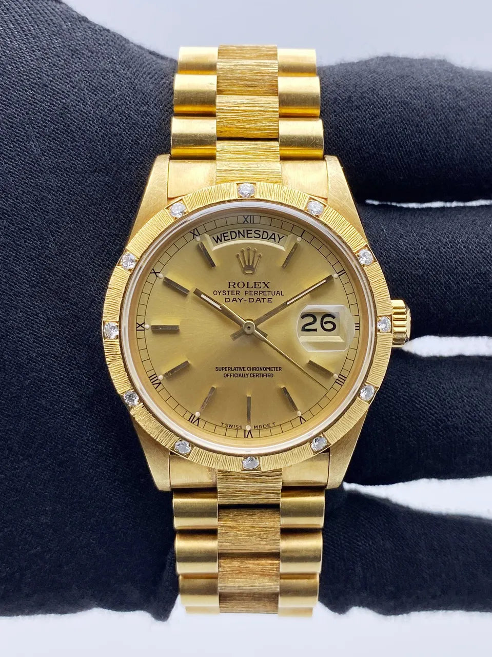 Rolex Gold Diamond Day-Date bezel - Hình 2